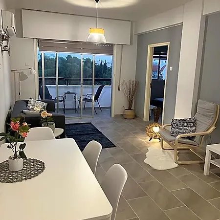 Hostel Joanna Court Larnaca