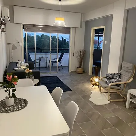 Joanna Court 旅馆 *